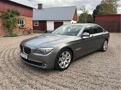 BMW 730