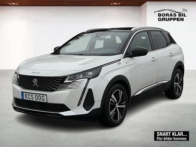 Vit Begagnad 2022 Peugeot 3008 | 249 000 kr