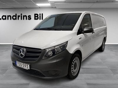 Vit (arktisk vit) Begagnad 2022 Mercedes e-Vito Minibuss | 349 875 kr (Bra pris)