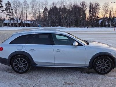 Begagnad Audi A4 Allroad 177 HK (130 kW) 2013 Kombi