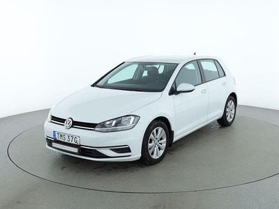 Vit Begagnad 2019 VW Golf Sedan | 128 000 kr (Superpris)