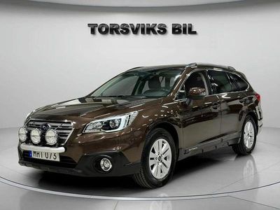Ljusbrun Begagnad 2016 Subaru Outback Kombi | 144 800 kr (Marknadspris)
