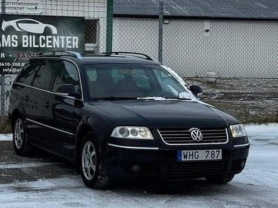 Svart Begagnad 2004 VW Passat Highline Kombi | 22 600 kr (Lite dyr)