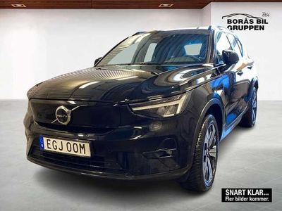Svart Begagnad 2023 Volvo XC40 SUV | 399 000 kr (Marknadspris)