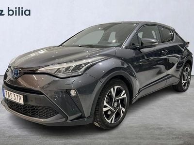 Grå Begagnad 2022 Toyota C-HR Edition SUV | 269 900 kr (Marknadspris)