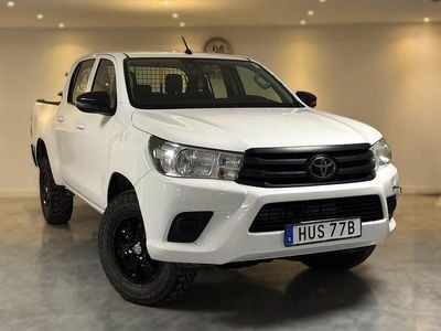 Vit Begagnad 2021 Toyota HiLux Pickup | 359 900 kr (Marknadspris)