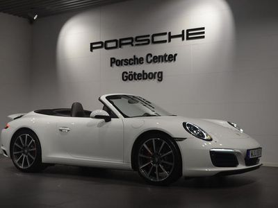 Begagnad Porsche 911 Carrera S Cabriolet 420 HK (308 kW) 2018 Vit (white) Cab