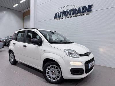 Begagnad Fiat Panda Easy 69 HK (50 kW) 2013 Vit Halvkombi