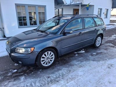 Begagnad Volvo V50 Momentum 220 HK (161 kW) 2005 Kombi