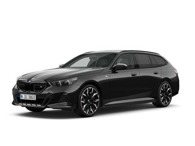 begagnad BMW i5 M60 xDrive Touring / Alla paket / Adaptiv fjädring