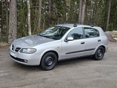 begagnad Nissan Almera 5-dörrar 1.8 Euro 3