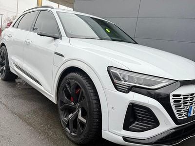 Begagnad 2024 Audi Q8 e-tron SUV | 650 000 kr (Marknadspris)