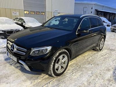 Svart Begagnad 2017 Mercedes GLC250 SUV | 289 900 kr (Superpris)