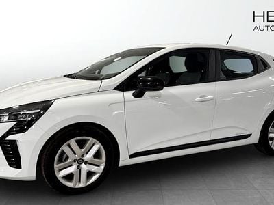 Vit Begagnad 2023 Renault Clio V Evolution Halvkombi | 164 900 kr (Marknadspris)