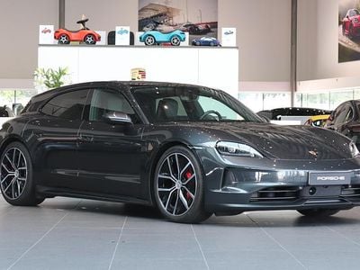 Grå Begagnad 2025 Porsche Taycan 4S Sport Turismo Sedan | 1 139 000 kr (Bra pris)
