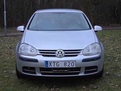 Silver Begagnad 2006 VW Golf V Trendline Halvkombi | 28 900 kr (Marknadspris)