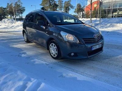 Begagnad Toyota Verso 126 HK (92 kW) 2012 Minibuss