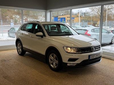 Begagnad VW Tiguan 180 HK (132 kW) 2016 Vit SUV