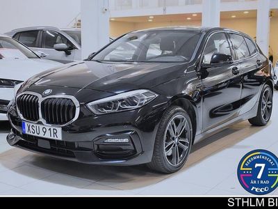 Svart Begagnad 2022 BMW 118 Sport Line Halvkombi | 274 900 kr (Dyr)