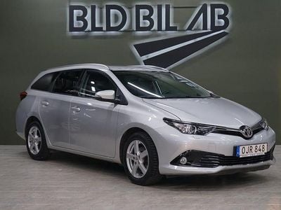 Silver Begagnad 2016 Toyota Auris Touring Sports Active Kombi | 139 900 kr (Bra pris)