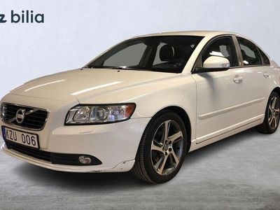 begagnad Volvo S40 D2 N D2 Classic Momentum II 2012 Vit