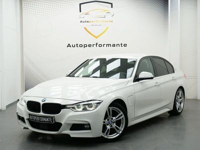 begagnad BMW 330e Sedan M Sport Sensorer Mediaskärm 252hk