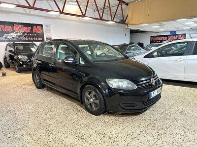 Svart Begagnad 2010 VW Golf Plus Cross Minibuss | 59 900 kr