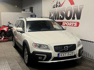 Vit Begagnad 2015 Volvo XC70 Momentum Kombi | 199 900 kr (Lite dyr)