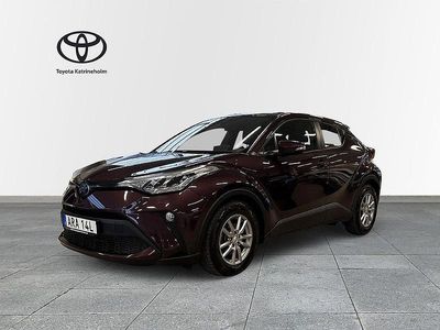 Lila Begagnad 2022 Toyota C-HR Active SUV | 264 900 kr (Marknadspris)