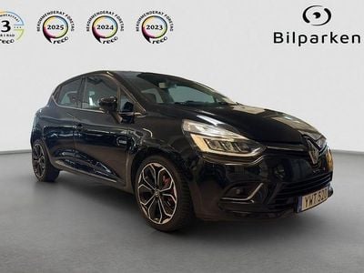 Svart Begagnad 2018 Renault Clio IV Intens Halvkombi | 99 990 kr (Marknadspris)