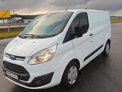 Begagnad 2017 Ford Transit Custom Minibuss | 98 000 kr