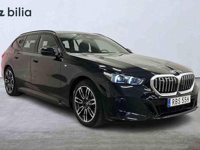 Svart Begagnad 2025 BMW 530e Kombi | 679 000 kr