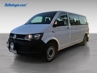 Vit Begagnad 2017 VW Caravelle Minibuss | 239 900 kr (Marknadspris)