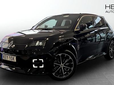 Begagnad Renault R5 Iconic 110 kW (150 HK) 2025 Svart (black) Halvkombi