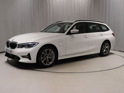 BMW 330e