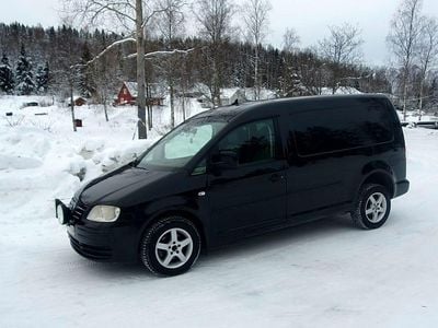 Begagnad VW Caddy Maxi 105 HK (77 kW) 2010 Minibuss