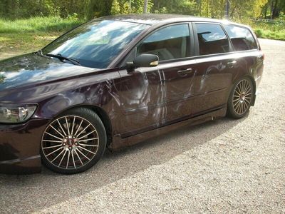 begagnad Volvo V50 T5 Motivlackad o ombyggd
