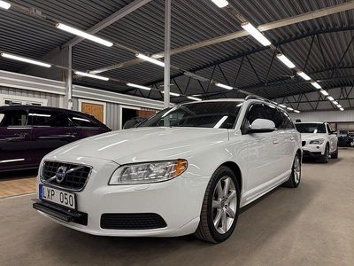 Vit Begagnad 2012 Volvo V70 Kombi | 99 900 kr (Lite dyr)