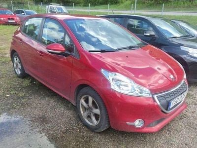 Begagnad Peugeot 208 82 HK (60 kW) 2015 Halvkombi