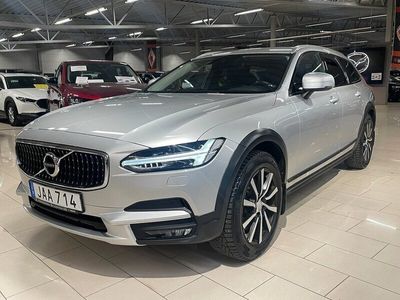 begagnad Volvo V90 CC D4 AWD Momentum Plus 190 HK