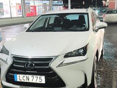 Begagnad Lexus NX300h 197 HK (144 kW) 2015 SUV