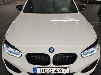 Begagnad 2017 BMW M140 M Sport Halvkombi | 300 000 kr (Marknadspris)