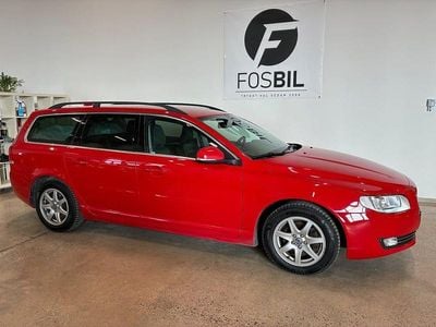 Begagnad Volvo V70 Momentum 181 HK (133 kW) 2014 Röd Kombi