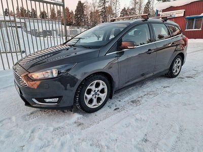Grey metallic Begagnad 2016 Ford Focus Titanium Kombi | 79 900 kr (Marknadspris)