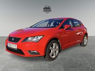 Begagnad Seat Leon Style 110 HK (80 kW) 2016 Röd Halvkombi