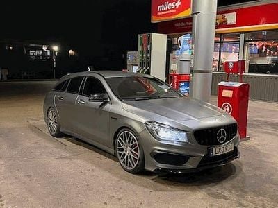 Begagnad 2015 Mercedes CLA45 AMG Shooting Brake AMG Kombi | 284 500 kr (Marknadspris)