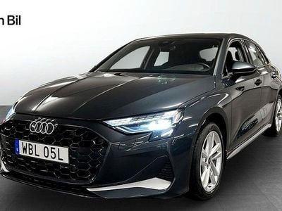 Grå Begagnad 2024 Audi A3 Sportback Proline Halvkombi | 304 900 kr