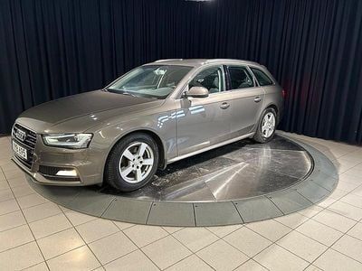 Begagnad Audi A4 S-Line 190 HK (139 kW) 2014 Grå Kombi