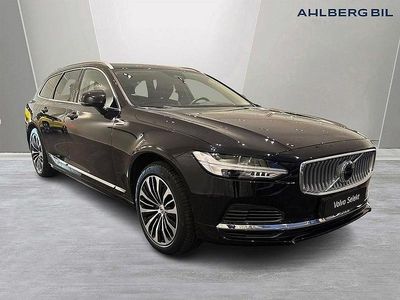 Svart Begagnad 2022 Volvo V90 Core Kombi | 419 500 kr (Marknadspris)