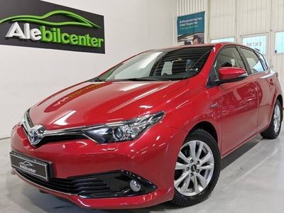 begagnad Toyota Auris Hybrid e-CVT Euro 6 (Nyser) Backkamera) (GPS)